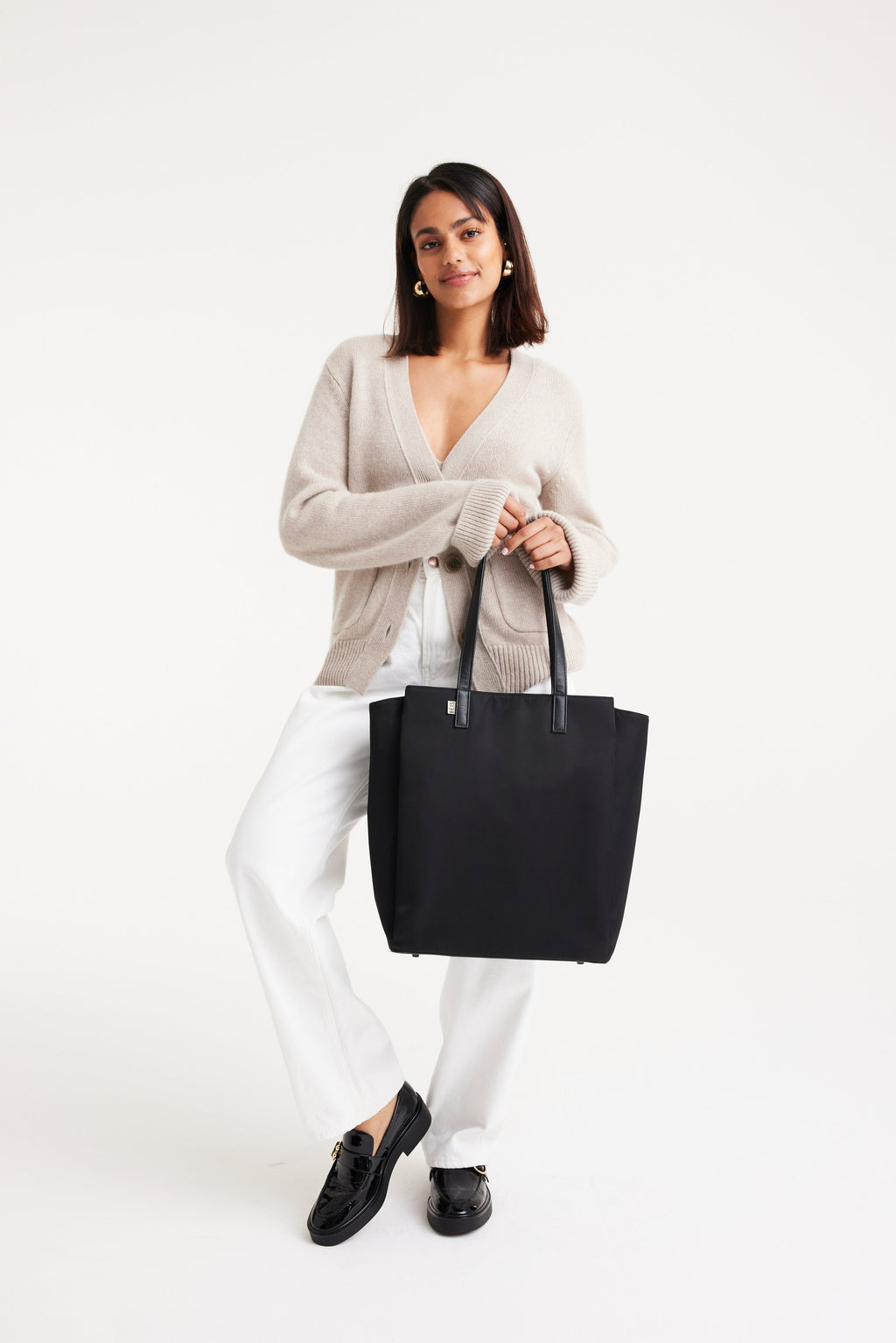 Resale The Commuter Tote in Black