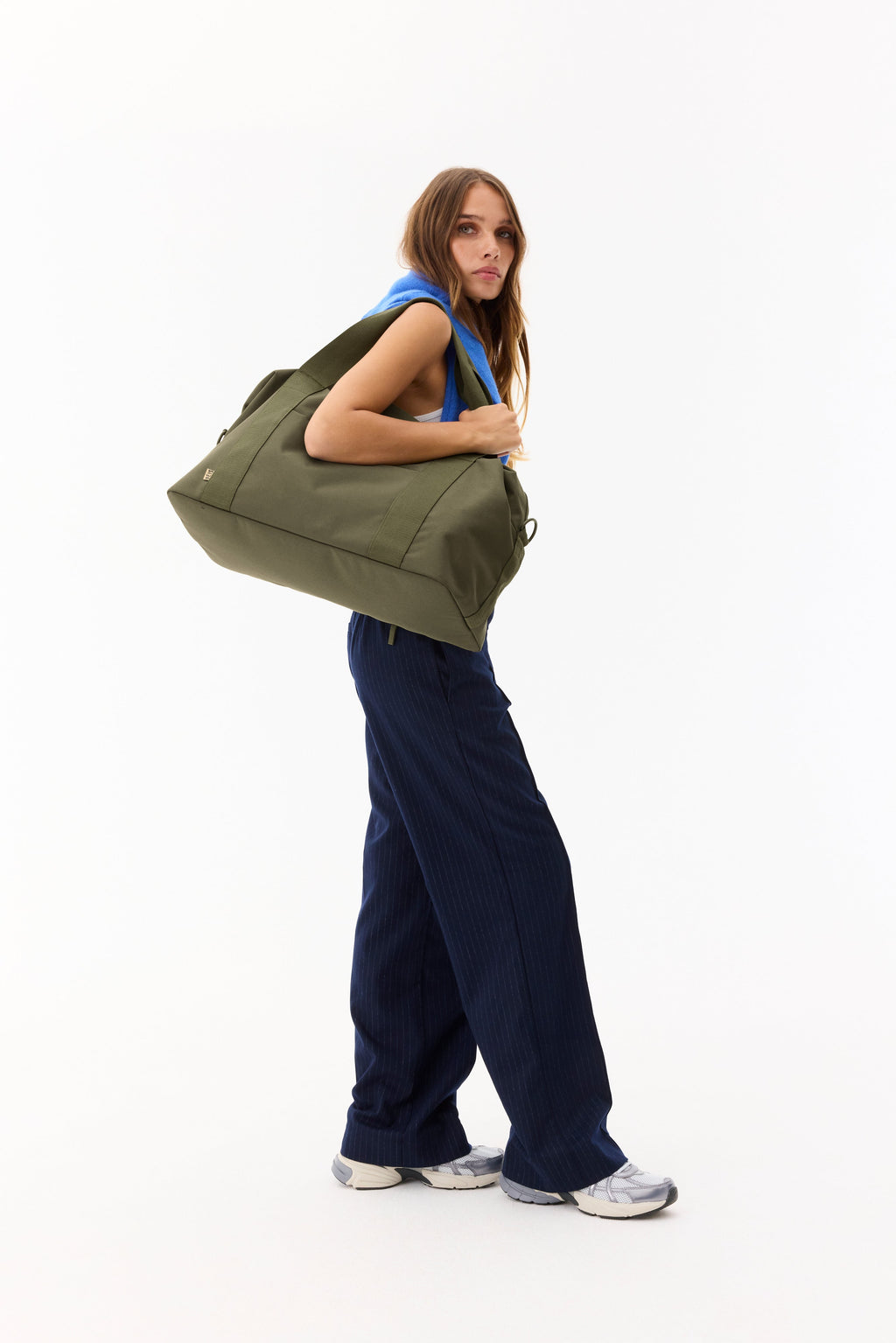 Resale The BÉISics Duffle in Olive
